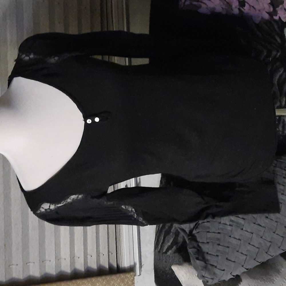Free people small black shirt